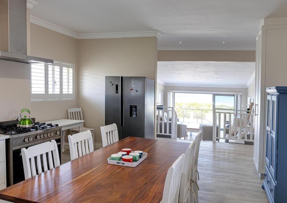 Seafront Retreat In Sandbaai Херманус Экстерьер фото