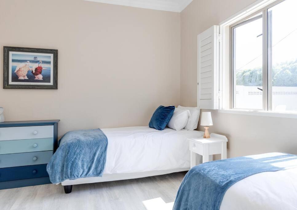 Seafront Retreat In Sandbaai Херманус Экстерьер фото
